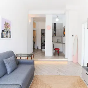 https://appartamento-di-design-stazione-centrale.it-lombardy.com