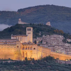 La Rocca 2* Assisi